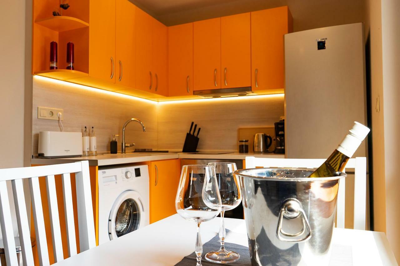 Studio 3 Apartment Варна Екстериор снимка