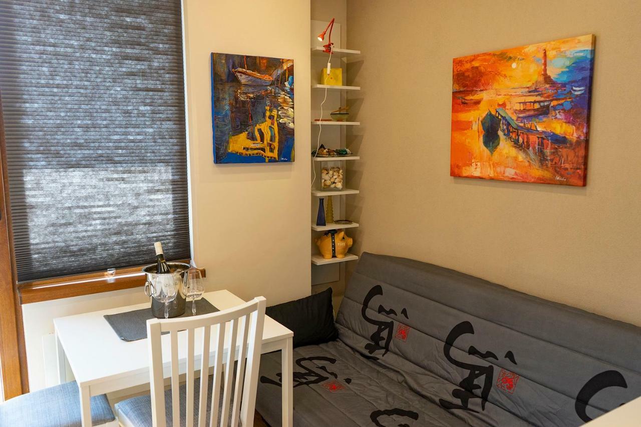 Studio 3 Apartment Варна Екстериор снимка